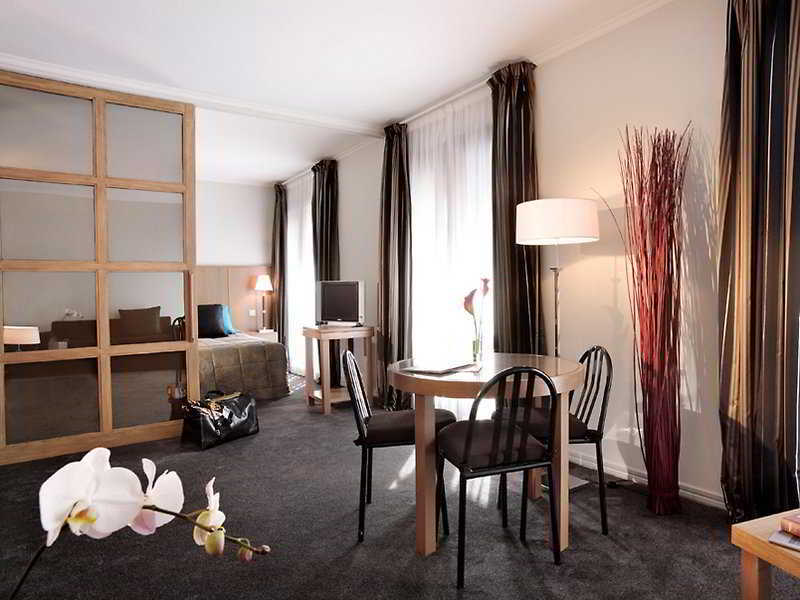 La Residence Du Roy Paris Champs Elysees Exterior foto