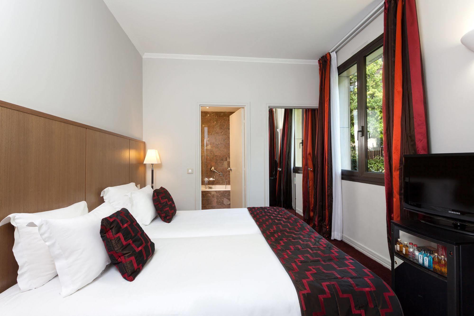 La Residence Du Roy Paris Champs Elysees Exterior foto